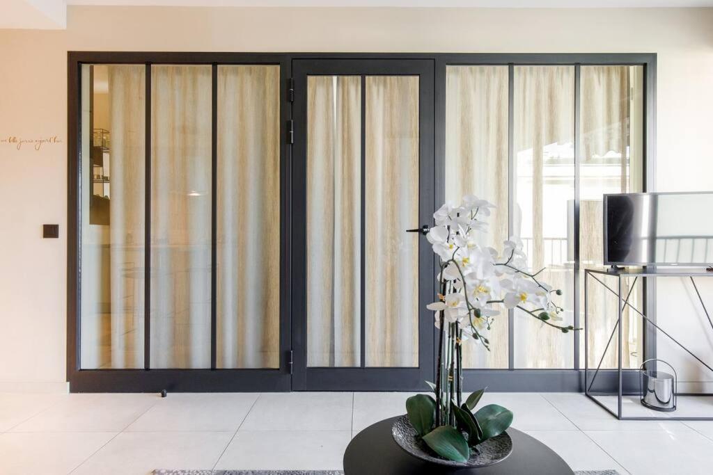 Marriott Area Superb 1 Bedroom Appartement
